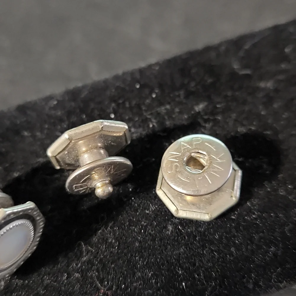 Vintage Snap Link Brand Black Celluloid Mother of Pearl Snap Link Cuffli…